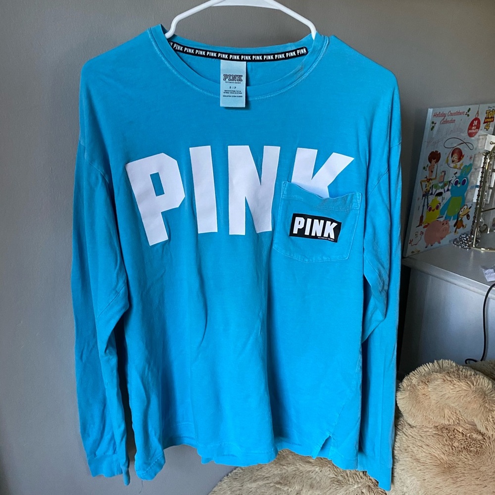 Blue vs pink long sleeve tee